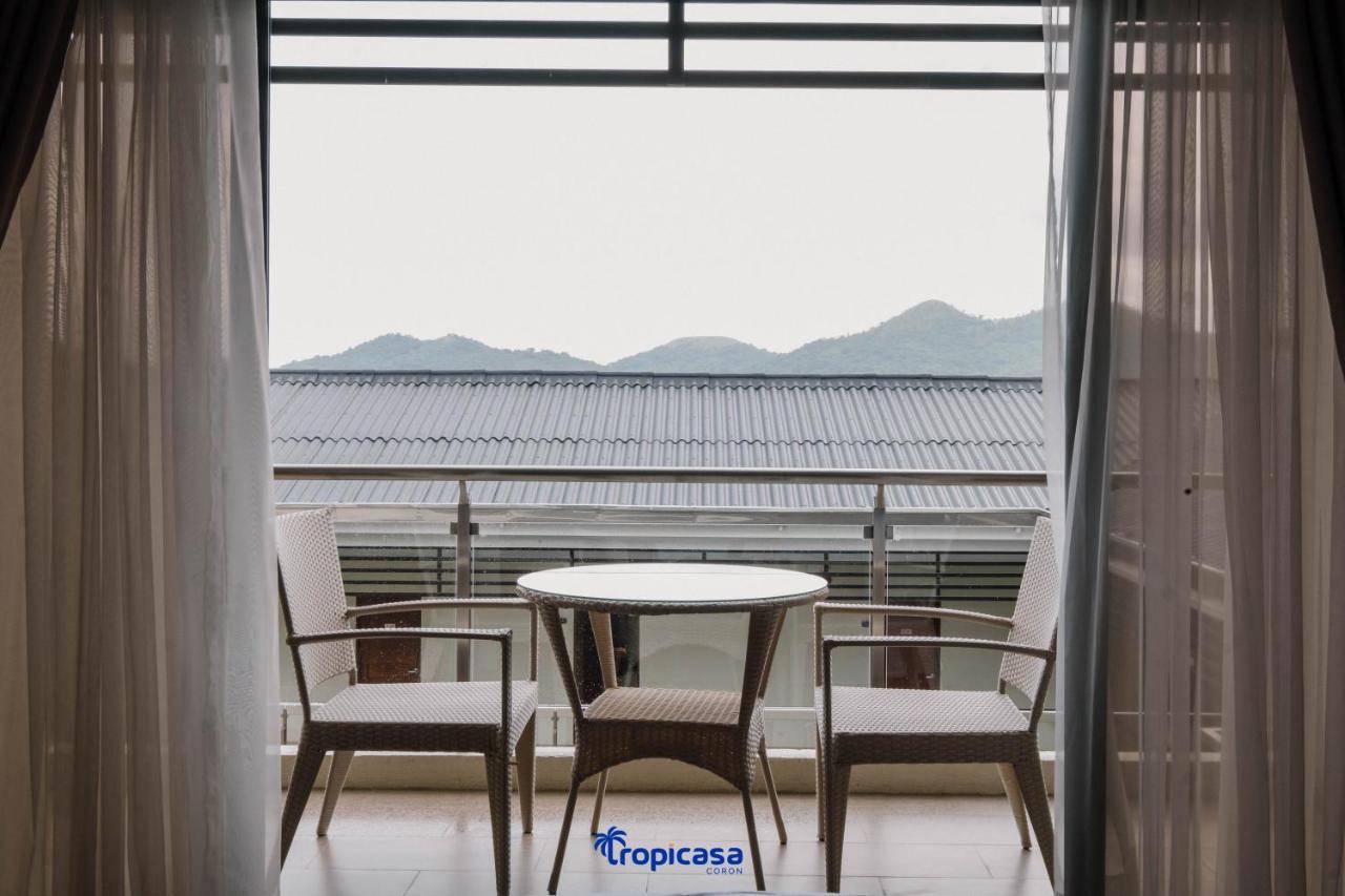 Tropicasa Hotel Корон Екстериор снимка