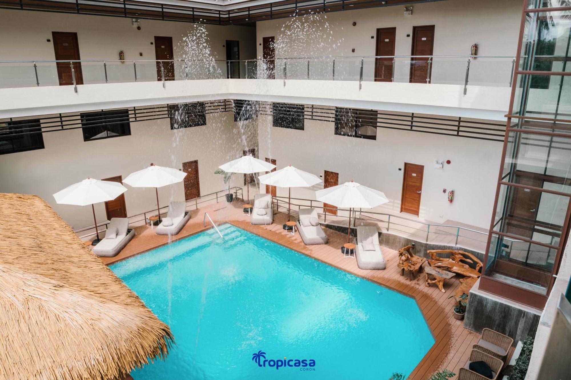 Tropicasa Hotel Корон Екстериор снимка