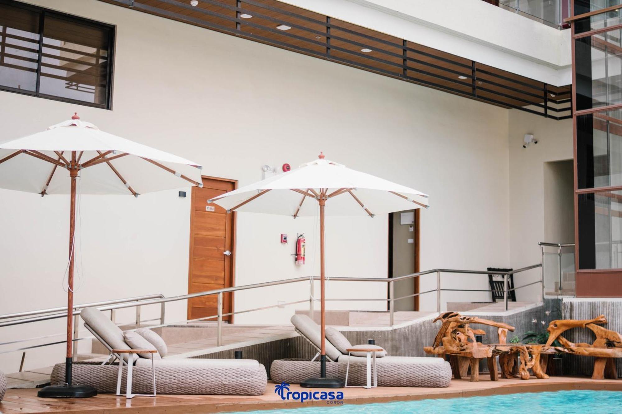 Tropicasa Hotel Корон Екстериор снимка