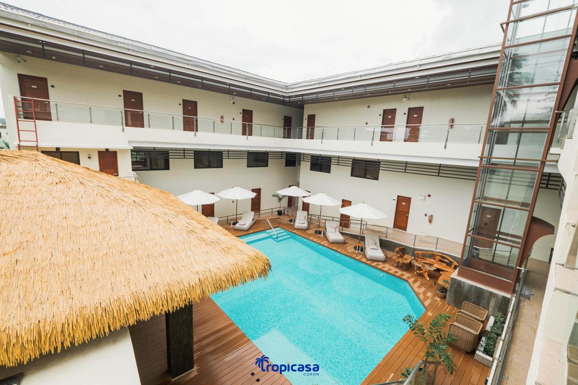 Tropicasa Hotel Корон Екстериор снимка